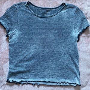 crop t-shirt
